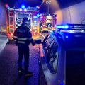 Sudarili se vozilo Hitne i autobus pun mladih, poginulo 4: Strašna nesreća u tunelu u Italiji