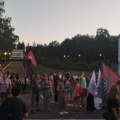 Završni protest “Pravda spava, vi nećete” počeo ispred Muzeja Jugoslavije