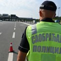 Teška saobraćajna nesreća na auto-putu ka Novom Sadu: Kamionom srušio konstrukciju, kilometarske kolone FOTO VIDEO