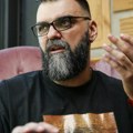 Napadnut Ratko Varda, odmah se oglasio kad je video da su u pitanju maloletnici: „Izvadili su baklju…“