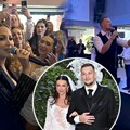 Isplivao snimak sa svadbe Uroša Živković: Zvanice u transu zbog Aleksandre Prijović, a onda se i mladoženja latio mikrofona…