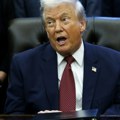 Tramp: Vladimir Putin želi mir