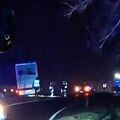 Teška saobraćajna nesreća kod Sombora Strahuje se da ima mrtvih: Direktan sudar kamiona i auta, policija na licu mesta