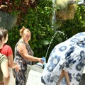 Biološki "stres-test" za srce na vrućini: Zašto toplotni talasi žešće pogađaju žene nego muškarce