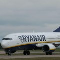 Delovi motora razbili prozor aviona Rajanera iz kojeg je umalo isisan Srbin: izveštaj