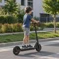 MUP: Roditelji da provere da li deca ispunjavaju zakonske uslove za vožnju trotineta