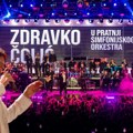Simfonija baršunastog glasa: Zdravko Čolić oduševio više od 10.000 posetilaca na završnoj večeri Arsenal festa u…