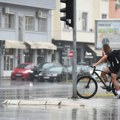 Sutra tokom dana oblačno i kišovito, temperatura do 26 stepeni