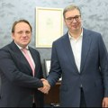 Vučić se u Briselu sastao sa Varhejijem, učestvuje na radnom ručku za lidere Zapadnog Balkana