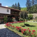 Duhovni je dragulj sela Drača, a nalazi se u centru naše zemlje: Ovo je jedan od najlepših manastira Srbije