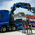 Palfingerov gigant PK 135.002 TEC 7 za jedno od vodećih preduzeća za iznajmljivanja auto dizalica velike nosivosti
