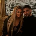 "Sudbina nas je spojila posle 18 godina" Starleta se pomirila sa bivšim dečkom, pre nekoliko dana je govorila da je trudna