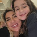 Jovana Jeremić podelila sliku sa ćerkom, pa pomenula i muža: "U životu ništa sem toga nije važno"