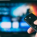 Prekinut program na svim televizijama u Srbiji: Tačno u 22.30 se na TV ekranima pojavila ova poruka