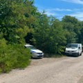 (Foto, video) "Blic" na mestu pucnjave u Batajnici: Ovde je ranjen vlasnik azila za pse: sa napadačem bio u sukobu od ranije