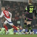 PSV spasao čast posle blamaže u prvom meču, Arsenal ide dalje bez nove pobede