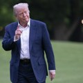 Donald Tramp kao Dart Vejder: Rat zbog "Ratova zvezda" FOTO