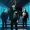 Pred koncert u Beogradu, Svemirko predstavlja novi singl „Ja te vodim do dna“
