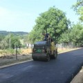 Meštani Dobrače dobili asfaltirane deonice u dužini oko 1750 metara