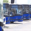 Sindikat centar: GSP u dugovima, a milioni za farbanje autobusa u „nemanjićko“ plavu