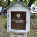 Pauza ili obustava: Prazna kućica za knjige u Požarevcu