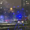 Požar na auto-putu kod Sava centra: Zapalio se automobil, vatrogasci na terenu, kolona vozila na Gazeli