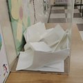 ЛОКАЛНЕ ИЗБОРЕ У МИОНИЦИ ОБЕЛЕЖИЛА ВИСОКА ИЗЛАЗНОСТ И ВИШЕ ИНЦИДЕНАТА: ПРЕМА ПРЕЛИМИНАРНИМ РЕЗУЛТАТИМА ЛИСТА ОКО СНС ОСВОЈИЛА…