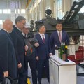 Vučić u Astani u obilasku vojne izložbe kazahstanske kompanije namenske industrije FOTO
