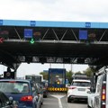 Automobil iz Srbije izazvao buru komentara u Hrvatskoj! Zbog jednog detalja svi gledali u njega: "Da su samo srpske tablice ne…