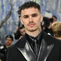 Romeo Bekam debituje u romantično-sportskoj drami: Rame uz rame sa francuskim zvezdama poput Katrin Denev