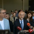 „Не могу да купе од Израела, али могу од Србије“: Вучић о пословном аспекту нове фабрике дронова и статусу преговора за…