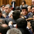 Poslaniku isključen mikrofon, a onda je izbila masovna tuča: Haos na sednici parlamenta u Jermeniji