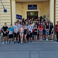 Vukovci leskovačkih srednjih škola jutros krenuli na nagradnu ekskurziju