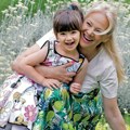 Mama je TRUDNA! Ćerka Ilde Šaulić skače od sreće: Najlepše vesti podelila sa drugarima (FOTO)