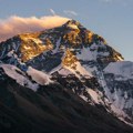 Deseti planinar iz Srbije popeo se na vrh Mont Everesta