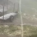 Apokaliptične scene u Beogradu: Reke na ulicama, nevreme se ne zaustavlja: Automobili stoje nasred auto-puta, gužve su svuda…