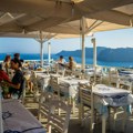 Isplati li se i dalje biti "paradajz turista" u Grčkoj? Turisti kažu da su cene iste kao u Srbiji