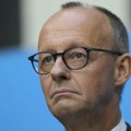 Мерц: Берлин спреман да купи од САД системе „патриот“ и преда их Украјини
