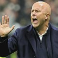 Šampion se raspada na komade - Liverpul stoji I gleda već ČETIRI utakmice u Premijer ligi!