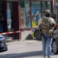 Završena talačka kriza u banci u Nemačkoj: Taoci nepovređeni, policija upala u banku, ali su počinioci pobegli