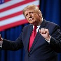 Trampov novi udarac Kini nakon odmazde iz Pekinga za američke sankcije! Uvodi carine od 15% na ključni materijal za…