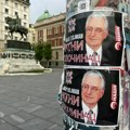 U centru Beograda osvanuli plakati s vrlo otvorenim stavom