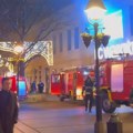 Izbio požar u butiku u Knez Mihailovoj: Vatrogasci na terenu VIDEO