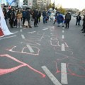 U Novom Sadu novi grafiti protiv studentskih blokada i protesta