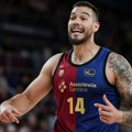 Barselona preživela - pukla "stotka", dabl-dabl Ernangomesa i Džejmsa VIDEO