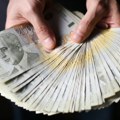 Počinje isplata penzija za jun Saznajte ko će prvi dobiti novac, kompletan raspored isplate! (foto)
