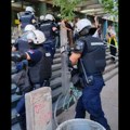Brutalna izjava policajca tokom privođenja studenta PMF-a: “Na streljanje”