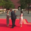 Na paradi u Pekingu prikazano najnovije kinesko naoružanje, prisustvovao Vučić (video)