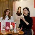 Sara Kuburić predstavila svoj prvenac „NA MENI JE“ srpskoj publici
