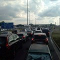 AMSS: Pojačan saobraćaj na putevima u Srbiji i na graničnim prelazima